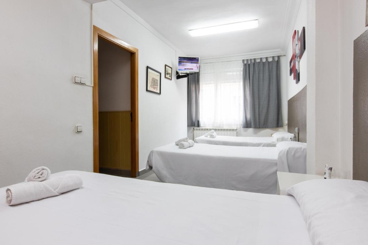 Pension Galicia Canovellas Esterno foto