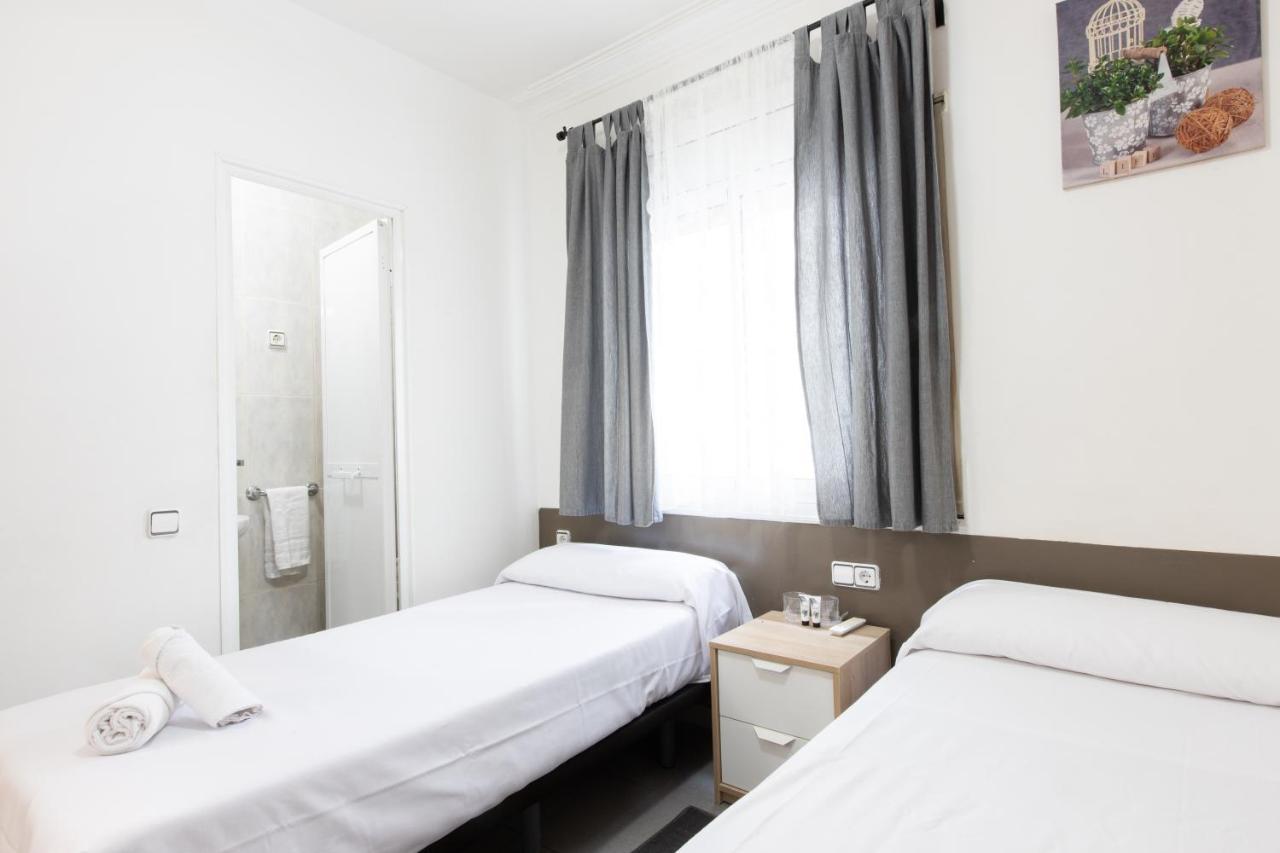 Pension Galicia Canovellas Esterno foto